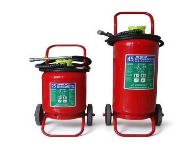 推车式水基型灭火器